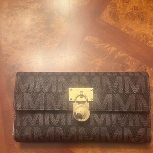 Milani Black and Brown Wallet